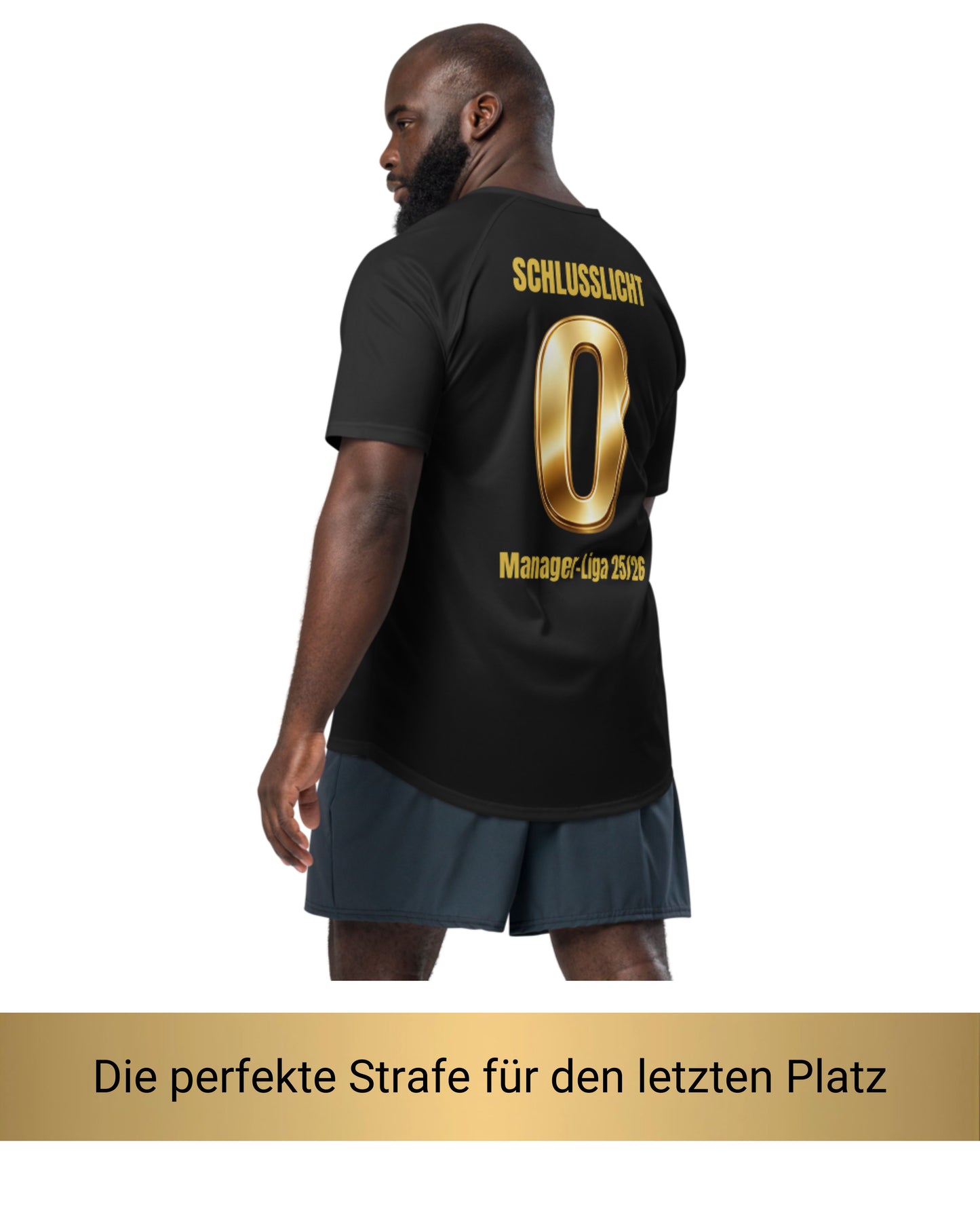 Mann trägt Fantasy Football Straftrikot – Rückansicht mit Saisonaufdruck